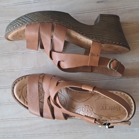 Born Carmo Leather Brown Tan Strappy Slingback Comfort Causal Heel Sandal F22806 - Picture 1 of 13